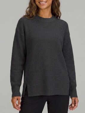 Lululemon Merino Wool Blend Ribbed Crewneck Sweater Size 4 Grey Heathered  Black